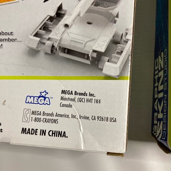 Graphic Skinz Studio Design Studio Lot 4 - Picture 4 of 5